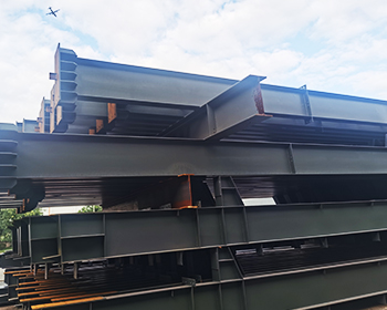 黑龙江重型钢结构基础施工，怎样确保混凝土强度满足承载要求？